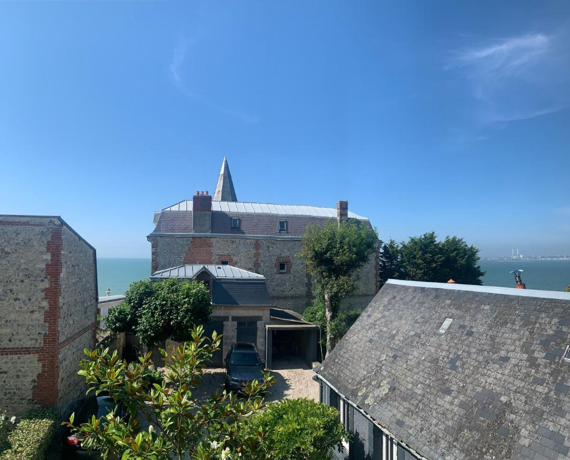 Studio Vue Mer A 2 Min De La Plage Villerville Bagian luar foto